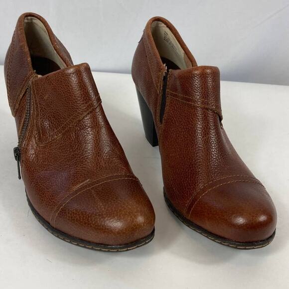 BOC Born Concept Brown Leather Clogs Women's SZ 8 Mules Shoes C48706 - Picture 1 of 8